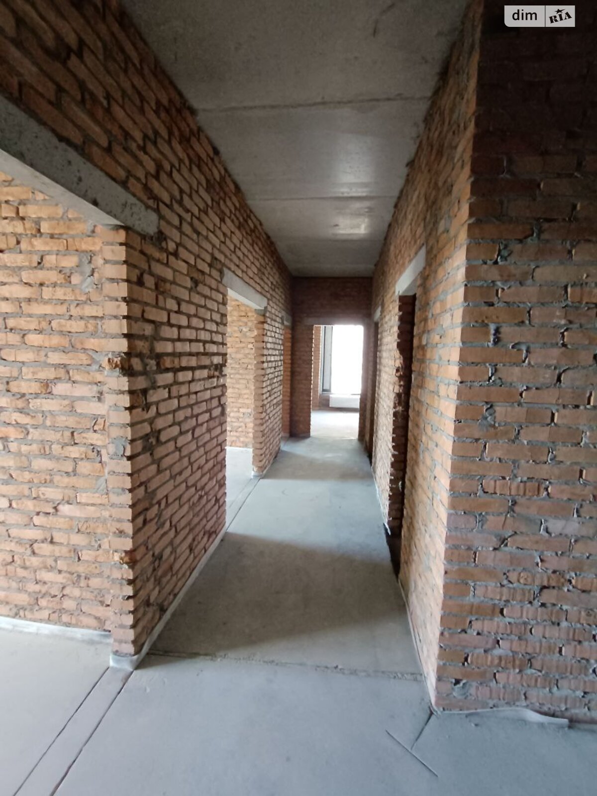 Продаж трикімнатної квартири в Києві, на вул. Звіринецька 70А, район Звіринець фото 1 Продаж трикімнатної квартири в Києві, на вул. Звіринецька 70А, район Звіринець фото 1