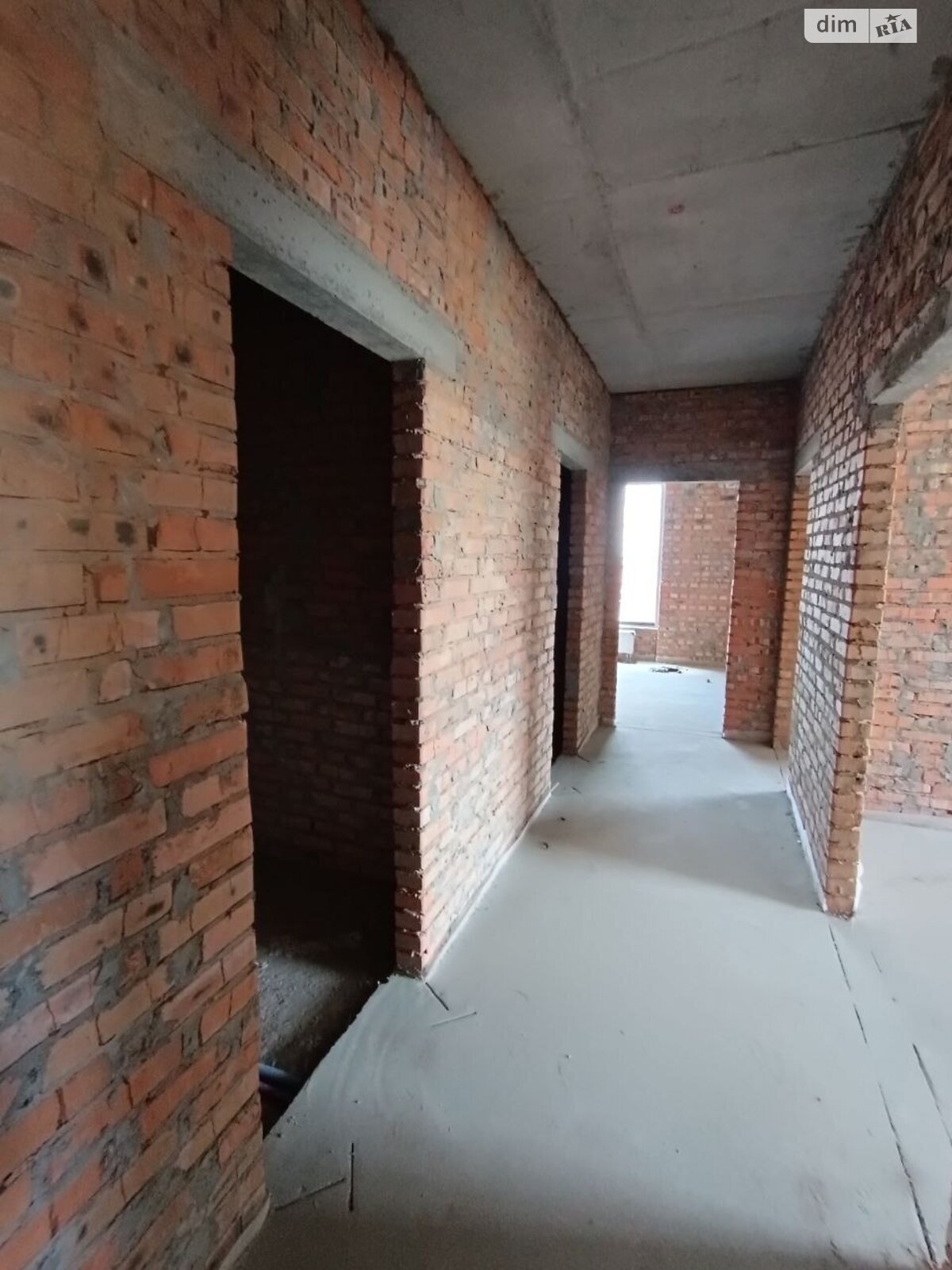 Продаж трикімнатної квартири в Києві, на вул. Звіринецька 70А, район Звіринець фото 1 Продаж трикімнатної квартири в Києві, на вул. Звіринецька 70А, район Звіринець фото 1