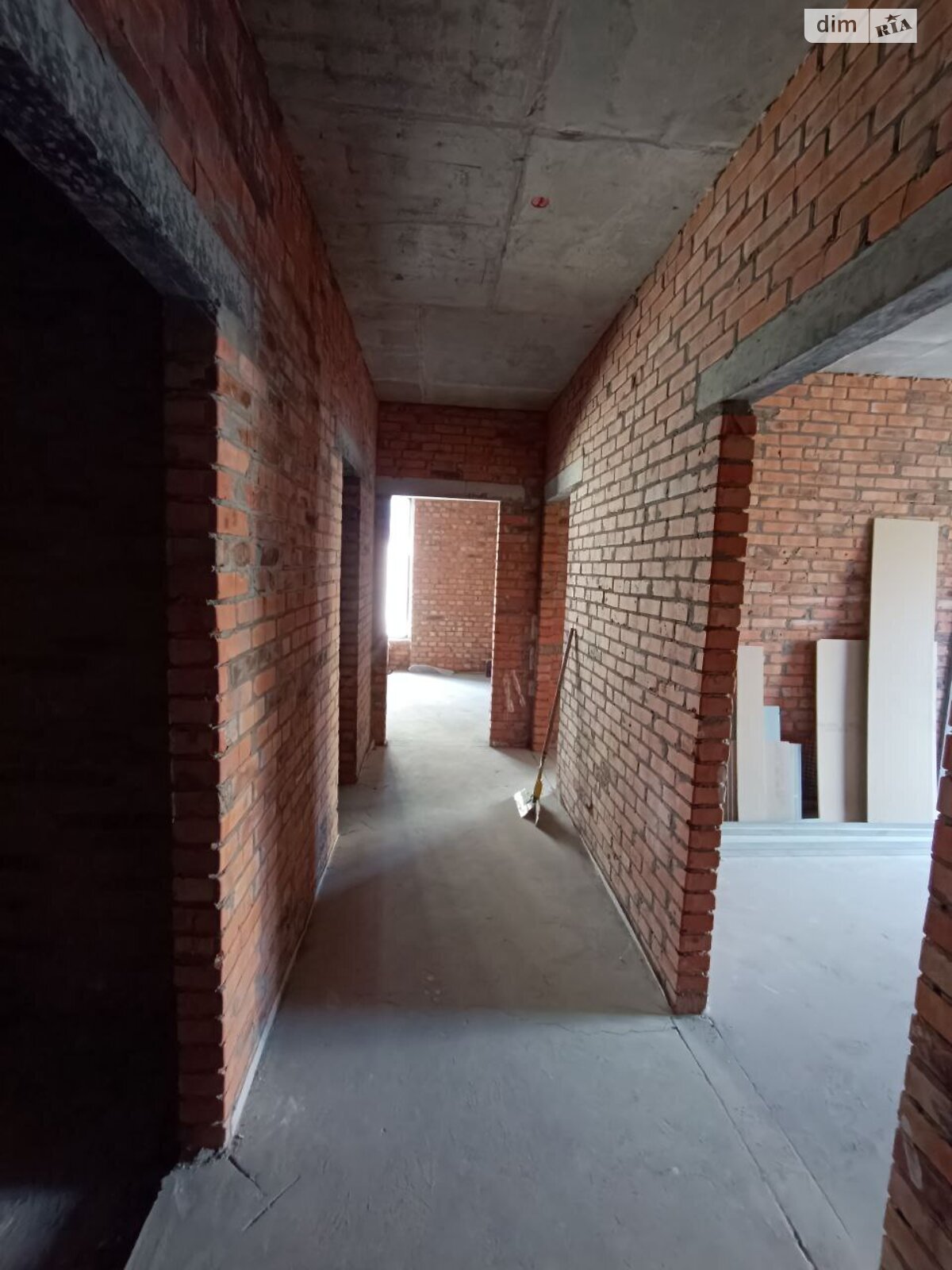 Продаж трикімнатної квартири в Києві, на вул. Звіринецька 70А, район Звіринець фото 1