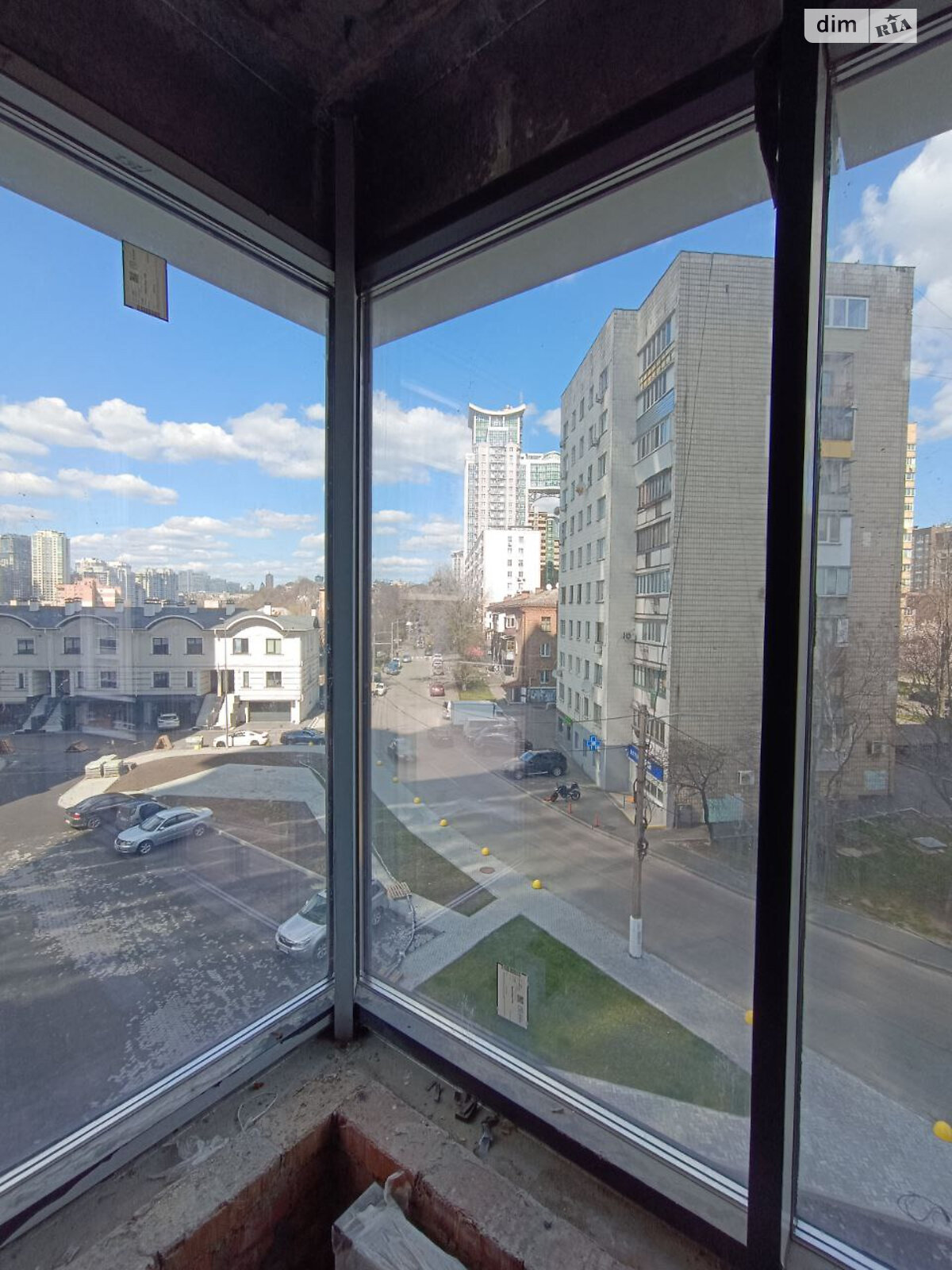 Продаж трикімнатної квартири в Києві, на вул. Звіринецька 70А, район Звіринець фото 1