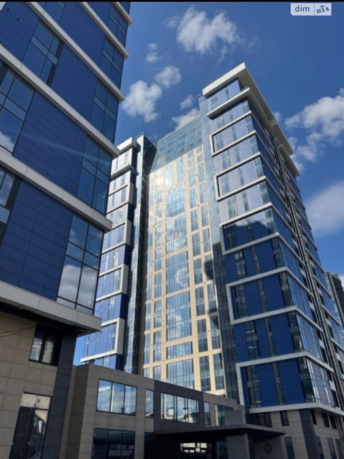 Продажа трехкомнатной квартиры в Киеве, на ул. Зверинецкая 70А, район Зверинец фото 1