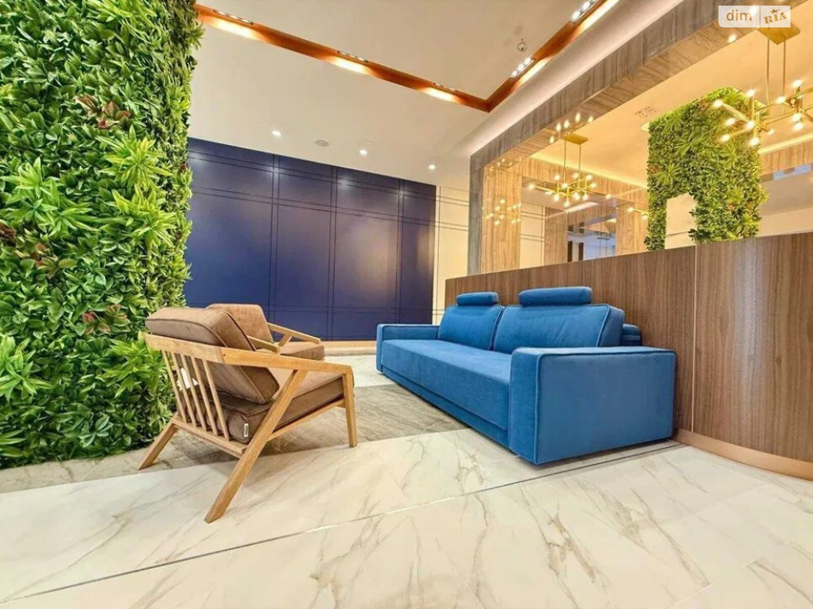 Продажа трехкомнатной квартиры в Киеве, на ул. Зверинецкая 70А, район Зверинец фото 1