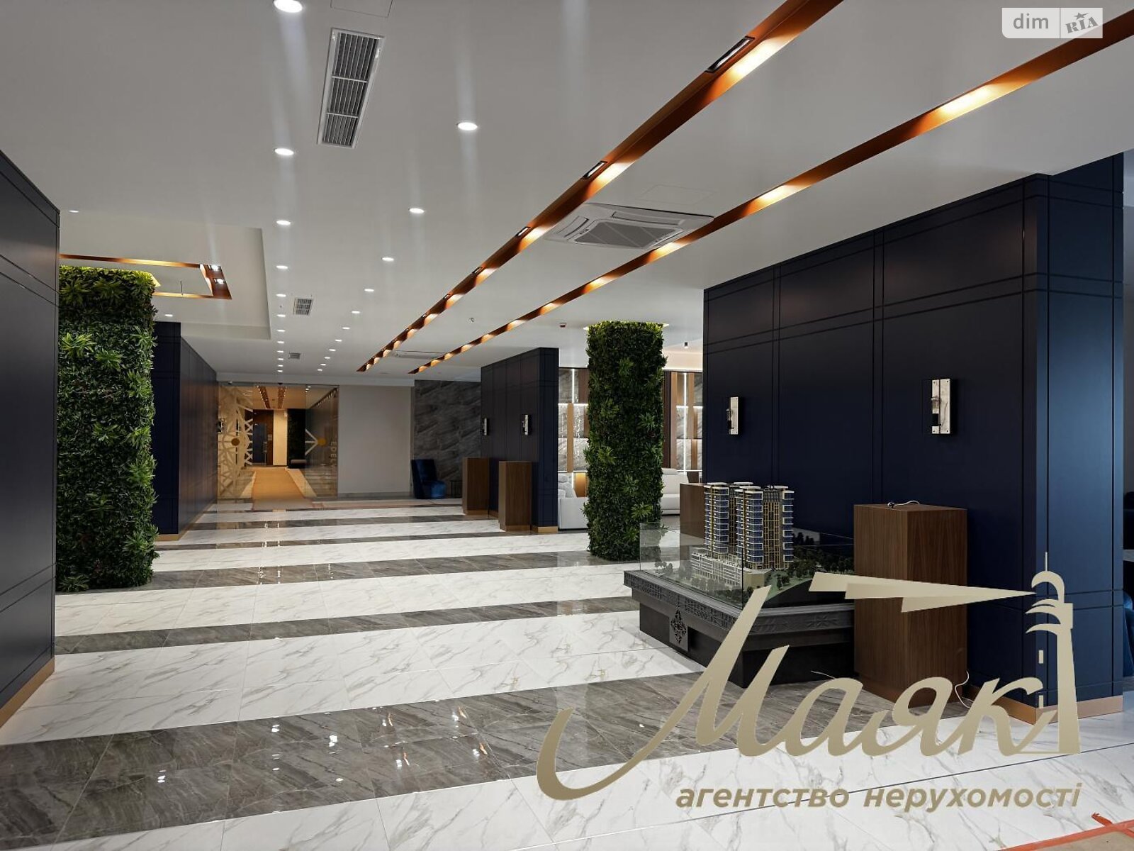 Продажа трехкомнатной квартиры в Киеве, на ул. Зверинецкая 70А, кв. 89, район Зверинец фото 1 Продажа трехкомнатной квартиры в Киеве, на ул. Зверинецкая 70А, кв. 89, район Зверинец фото 1