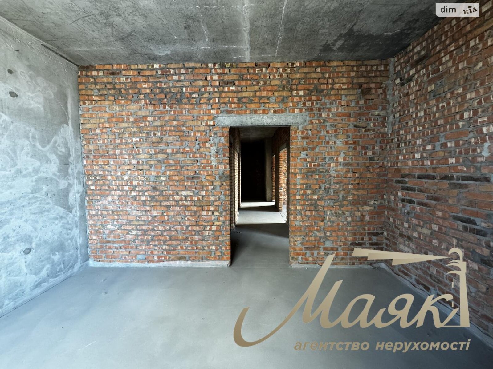 Продажа трехкомнатной квартиры в Киеве, на ул. Зверинецкая 70А, кв. 89, район Зверинец фото 1 Продажа трехкомнатной квартиры в Киеве, на ул. Зверинецкая 70А, кв. 89, район Зверинец фото 1