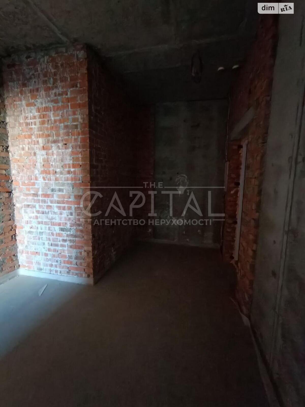 Продажа трехкомнатной квартиры в Киеве, на ул. Зверинецкая 70А, фото 1 Продажа трехкомнатной квартиры в Киеве, на ул. Зверинецкая 70А, фото 1