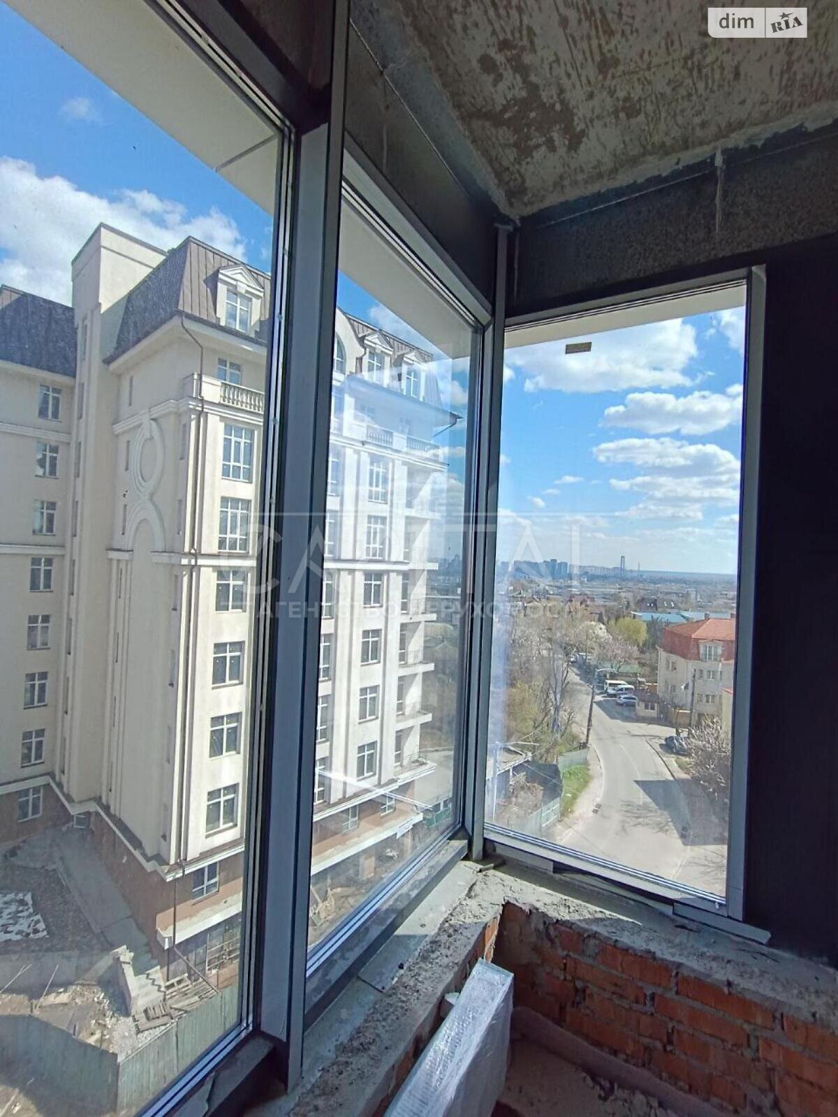 Продажа трехкомнатной квартиры в Киеве, на ул. Зверинецкая 70А, фото 1 Продажа трехкомнатной квартиры в Киеве, на ул. Зверинецкая 70А, фото 1
