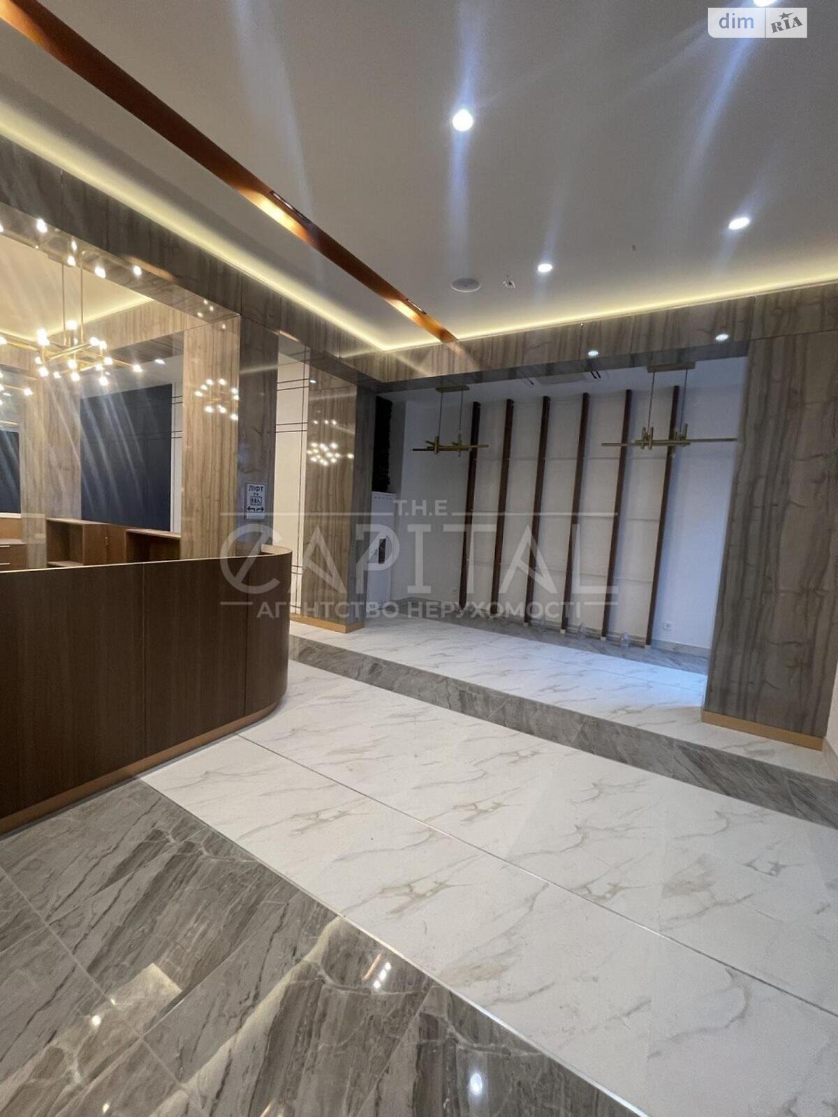 Продажа трехкомнатной квартиры в Киеве, на ул. Зверинецкая 70А, фото 1 Продажа трехкомнатной квартиры в Киеве, на ул. Зверинецкая 70А, фото 1