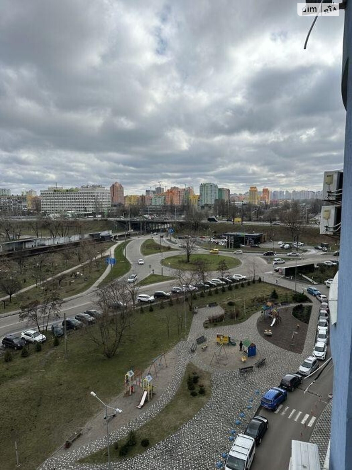 Продажа двухкомнатной квартиры в Киеве, на просп. Соборности 30А, район Дарницкий фото 1