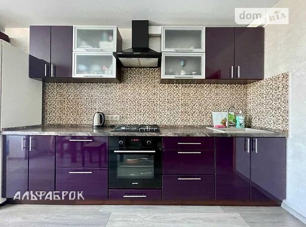 Продажа однокомнатной квартиры в Киево-Святошинске, на ул. Бархатная 20, район Петропавловская Борщаговка фото 1 Продажа однокомнатной квартиры в Киево-Святошинске, на ул. Бархатная 20, район Петропавловская Борщаговка фото 1