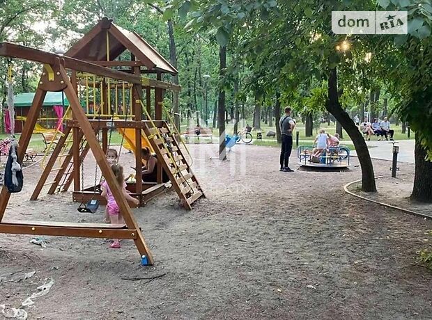 Продажа двухкомнатной квартиры в Киево-Святошинске, на пер. Физкультурный, район Петропавловская Борщаговка фото 1 Продажа двухкомнатной квартиры в Киево-Святошинске, на пер. Физкультурный, район Петропавловская Борщаговка фото 1