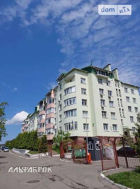 Продажа трехкомнатной квартиры в Киево-Святошинске, на ул. Ярослава Мудрого 46, район Петропавловская Борщаговка фото 1 Продажа трехкомнатной квартиры в Киево-Святошинске, на ул. Ярослава Мудрого 46, район Петропавловская Борщаговка фото 1