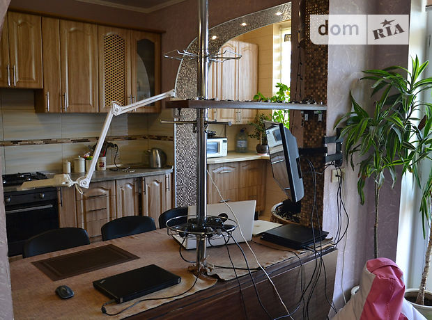 Продажа квартиры, 3 ком., Киевская, Киево-Святошинский, р‑н. Вишневое, Казацкая, дом 7 Продажа квартиры, 3 ком., Киевская, Киево-Святошинский, р‑н. Вишневое, Казацкая, дом 7