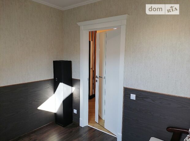 Продажа пятикомнатной квартиры в Киево-Святошинске, на ул. Радужная 96 район Софиевская Борщаговка фото 1 Продажа пятикомнатной квартиры в Киево-Святошинске, на ул. Радужная 96 район Софиевская Борщаговка фото 1