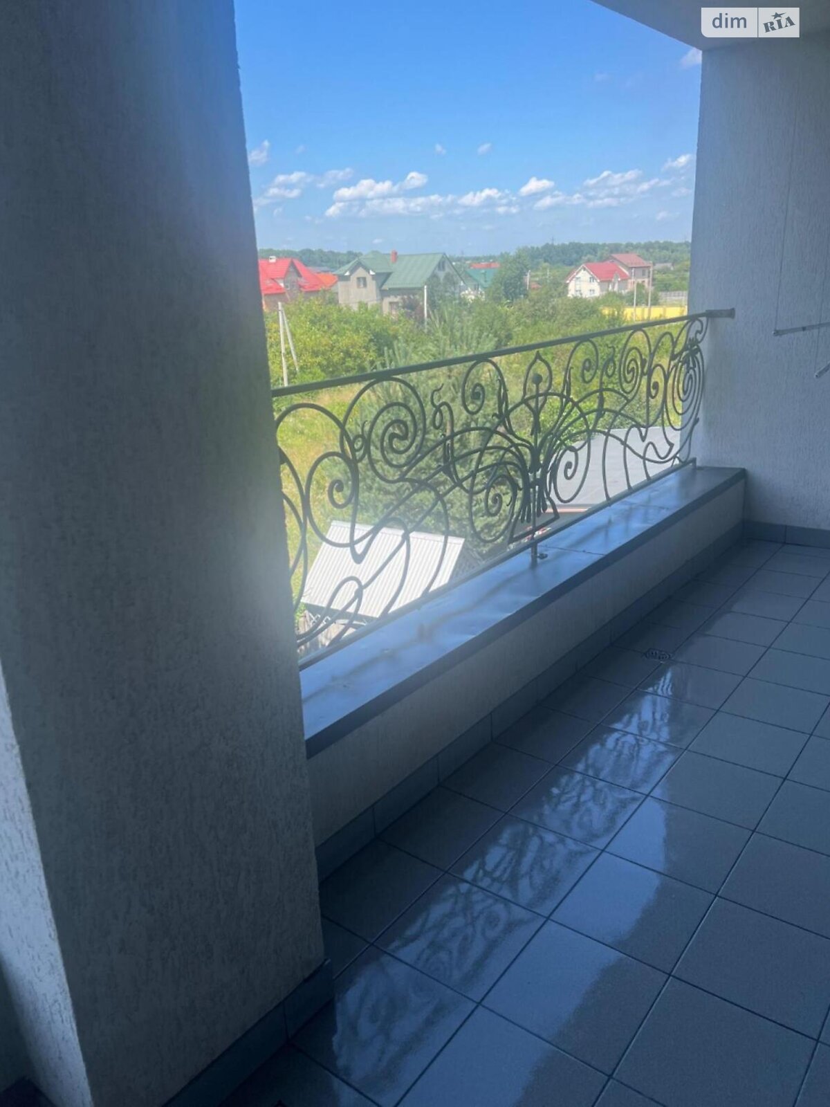 Продажа трехкомнатной квартиры в Клузове, на ул. Полевая 6Б, фото 1 Продажа трехкомнатной квартиры в Клузове, на ул. Полевая 6Б, фото 1