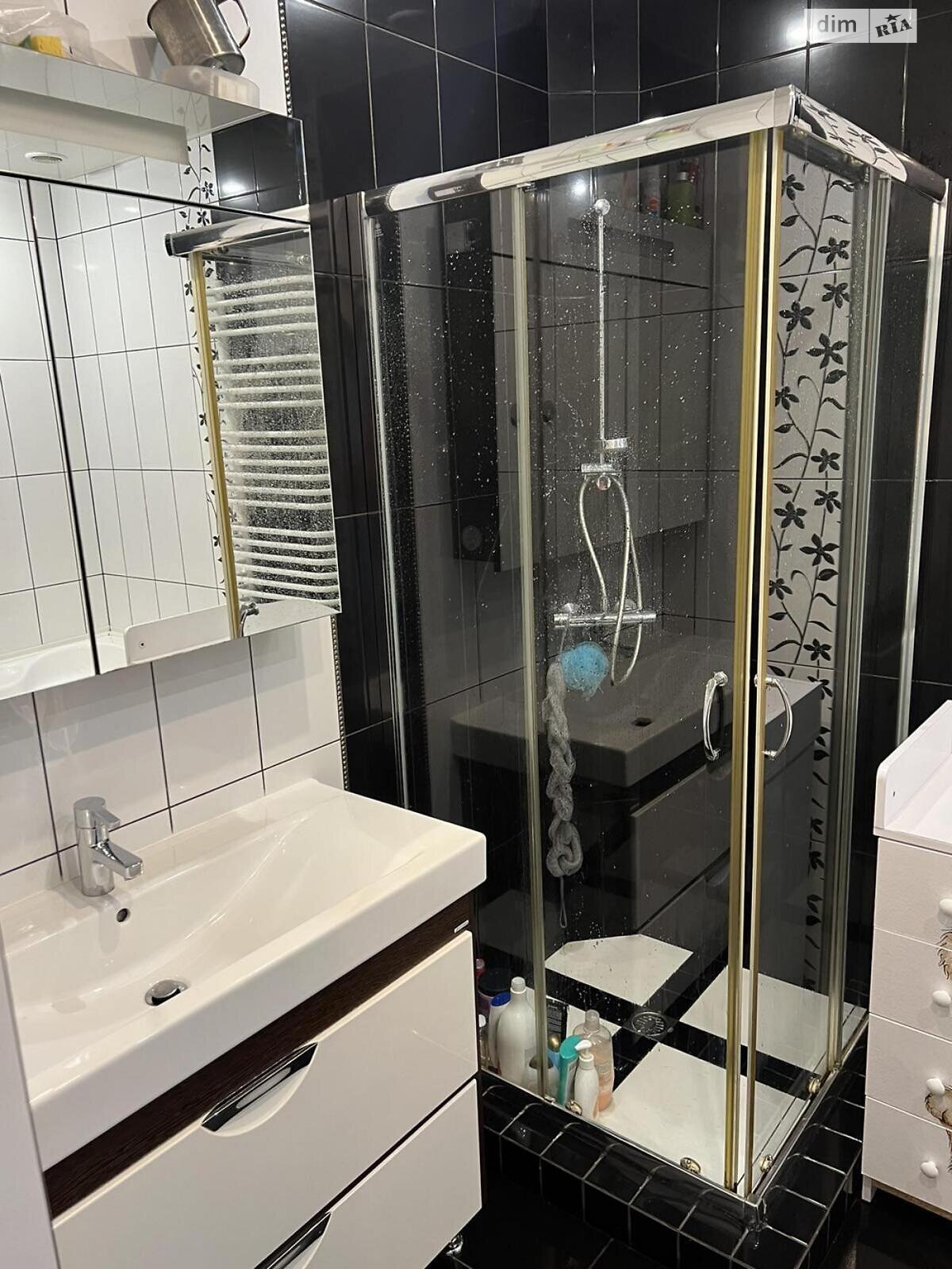 Продажа трехкомнатной квартиры в Клузове, на ул. Полевая 6Б, фото 1 Продажа трехкомнатной квартиры в Клузове, на ул. Полевая 6Б, фото 1