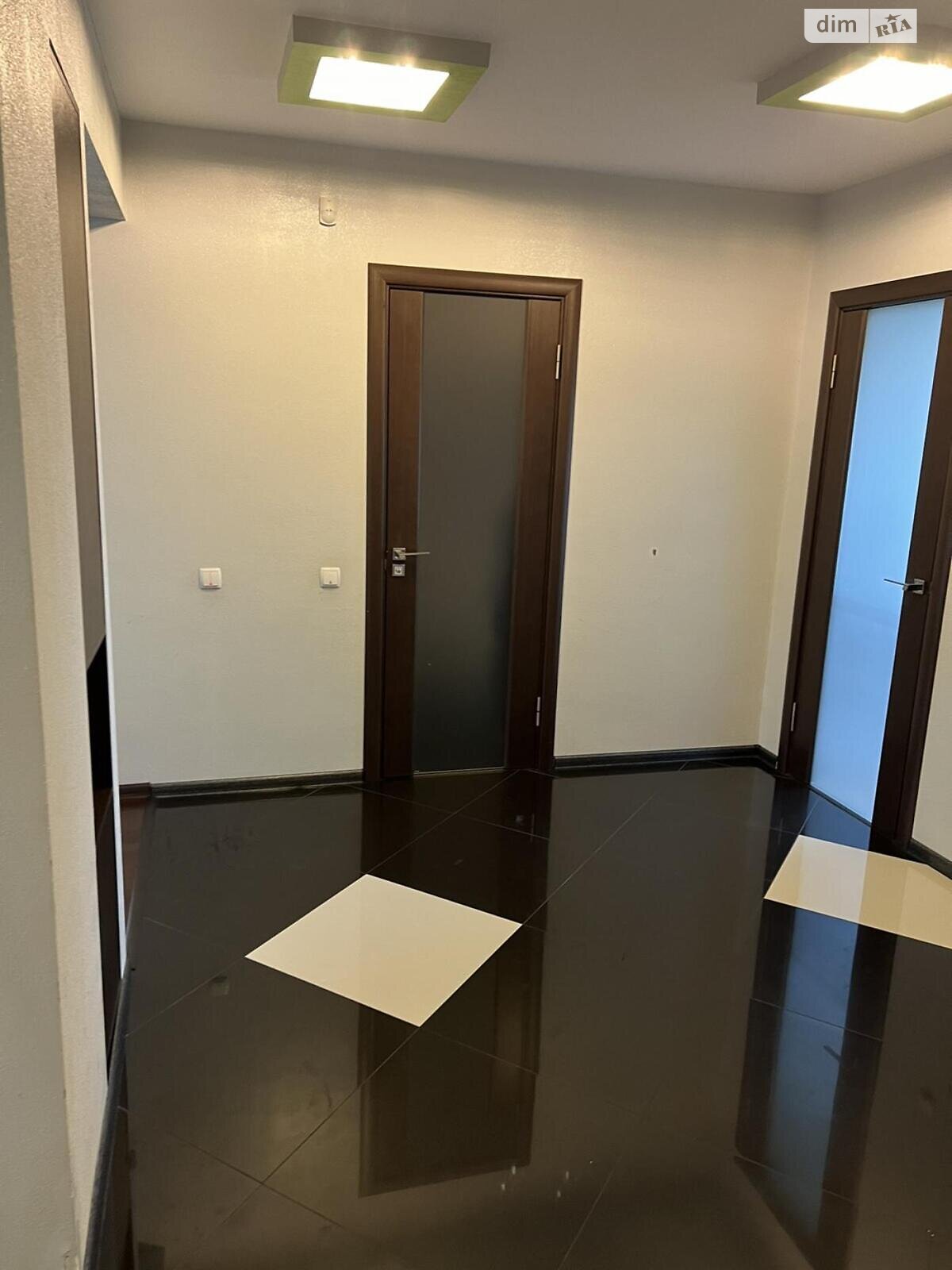 Продажа трехкомнатной квартиры в Клузове, на ул. Полевая 6Б, фото 1 Продажа трехкомнатной квартиры в Клузове, на ул. Полевая 6Б, фото 1