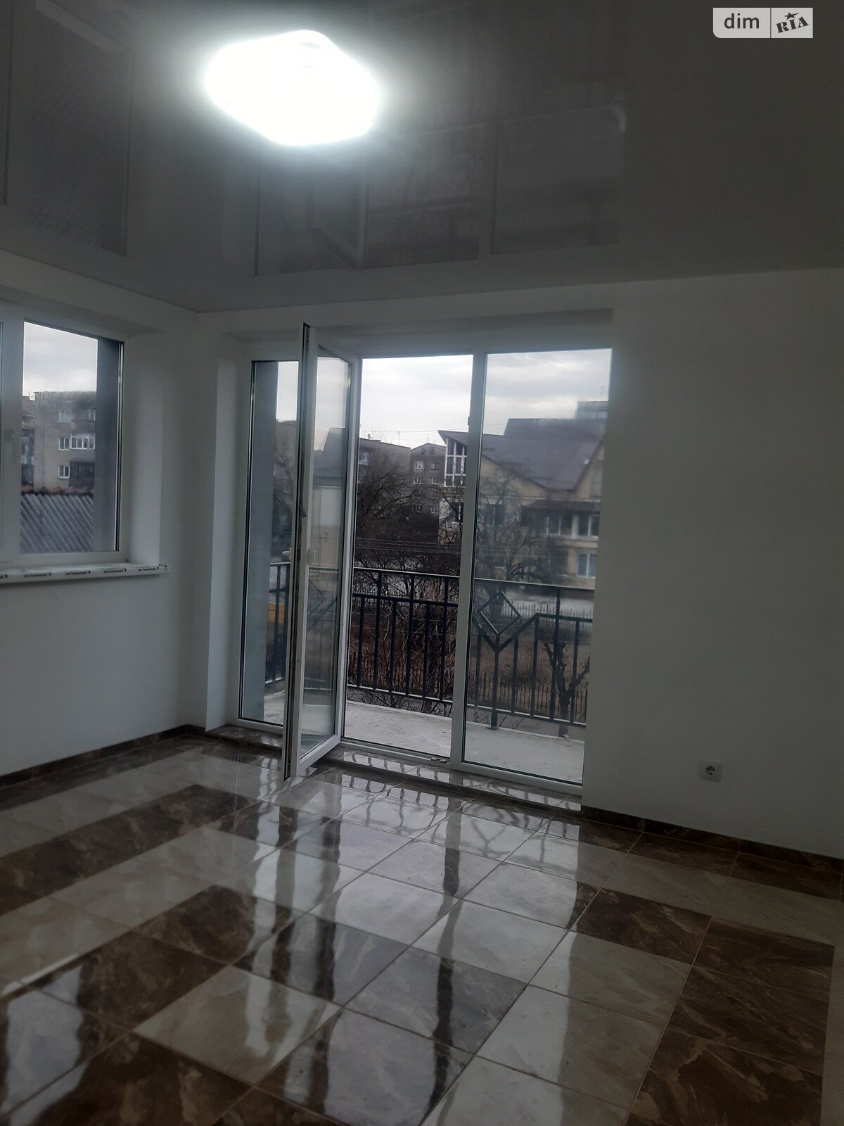 Продаж трикімнатної квартири в Коломиї, на вул. Бандери 55, кв. 6, район Коломия фото 1