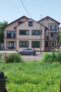 Продаж чотирикімнатної квартири в Коломиї, на вул. Бандери 55, район Коломия фото 2
