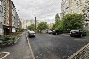 Продаж трикімнатної квартири в Коломиї, на вул. Дмитра Яворницького 22, район Коломия фото 2