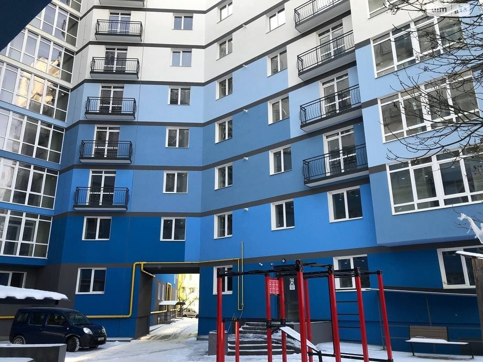 Продаж трикімнатної квартири в Коломиї, на вул. Симона Петлюри 36, фото 1