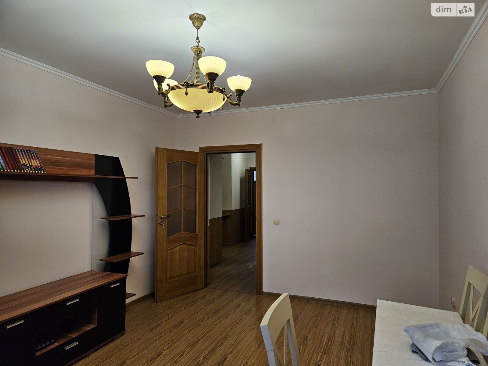 Продажа трехкомнатной квартиры в Коломые, на ул. Симона Петлюры 63, фото 1 Продажа трехкомнатной квартиры в Коломые, на ул. Симона Петлюры 63, фото 1