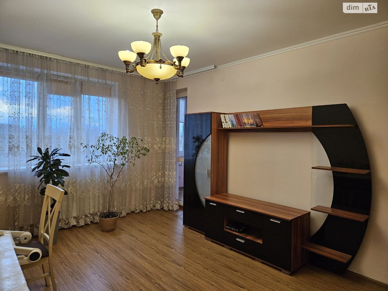 Продажа трехкомнатной квартиры в Коломые, на ул. Симона Петлюры 63, фото 1 Продажа трехкомнатной квартиры в Коломые, на ул. Симона Петлюры 63, фото 1