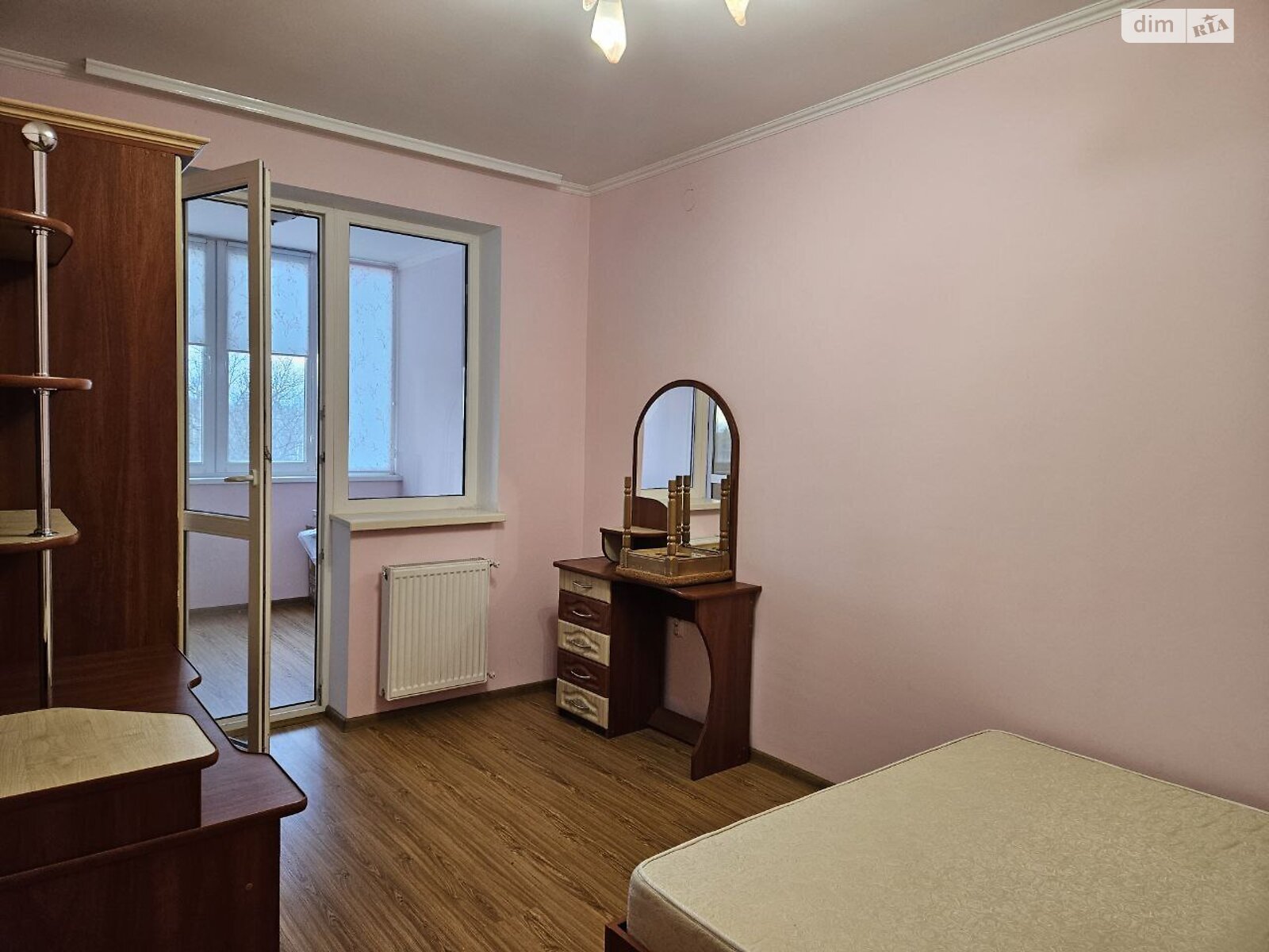 Продажа трехкомнатной квартиры в Коломые, на ул. Симона Петлюры 63, фото 1 Продажа трехкомнатной квартиры в Коломые, на ул. Симона Петлюры 63, фото 1