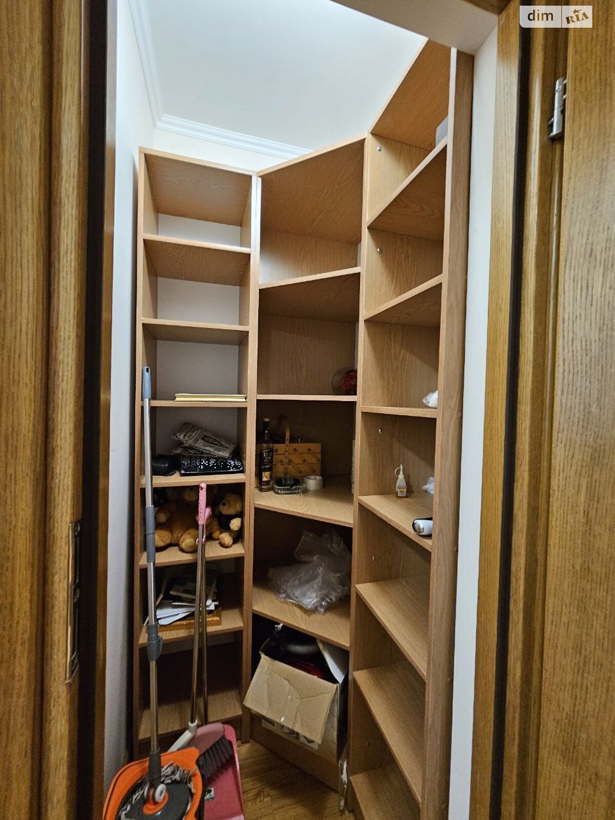 Продажа трехкомнатной квартиры в Коломые, на ул. Симона Петлюры 63, фото 1 Продажа трехкомнатной квартиры в Коломые, на ул. Симона Петлюры 63, фото 1