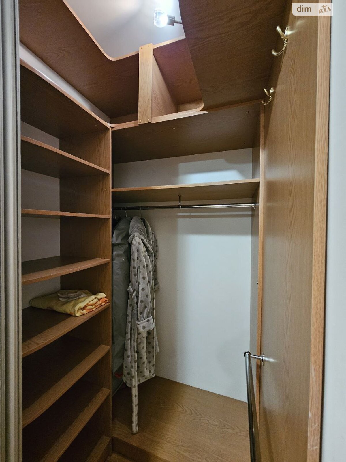Продажа трехкомнатной квартиры в Коломые, на ул. Симона Петлюры 63, фото 1 Продажа трехкомнатной квартиры в Коломые, на ул. Симона Петлюры 63, фото 1