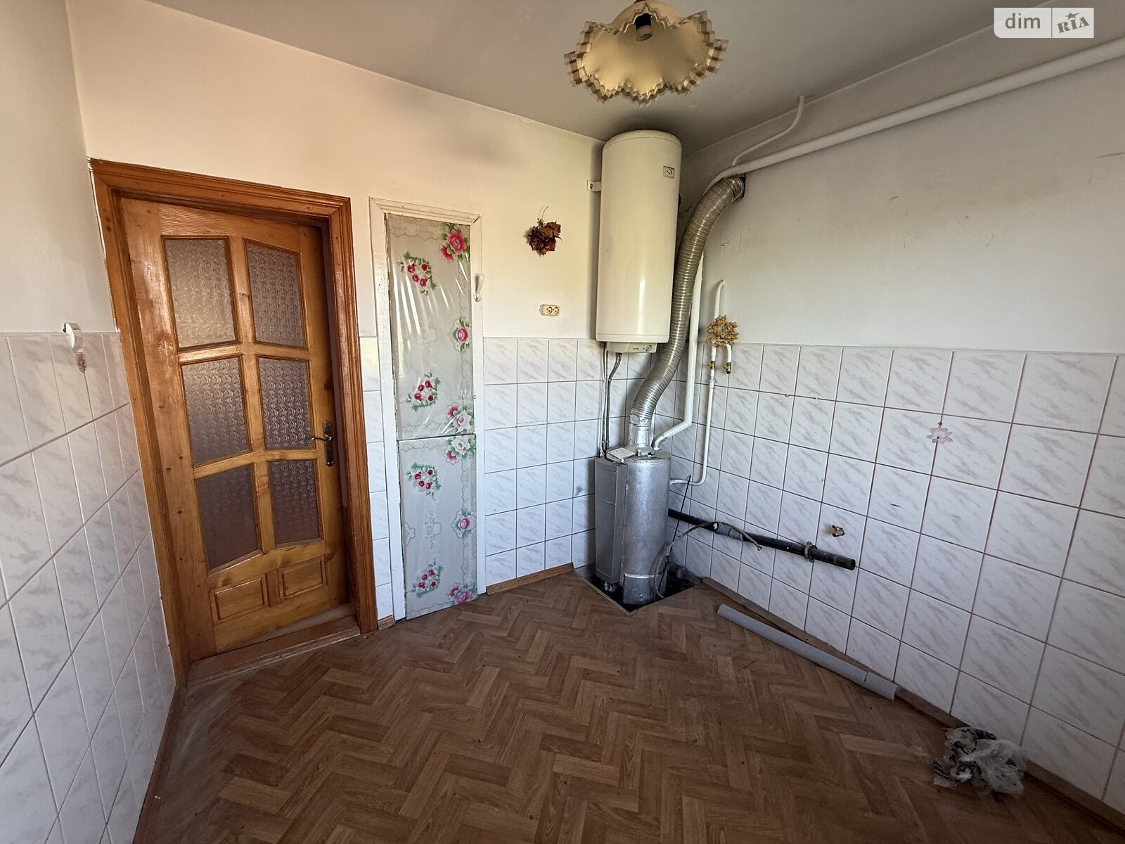 Продажа трехкомнатной квартиры в Комарному, на ул. Городоцкая 35, фото 1 Продажа трехкомнатной квартиры в Комарному, на ул. Городоцкая 35, фото 1
