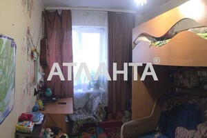 Продажа трехкомнатной квартиры в Ильичовке, на ул. Железнодорожная, фото 2