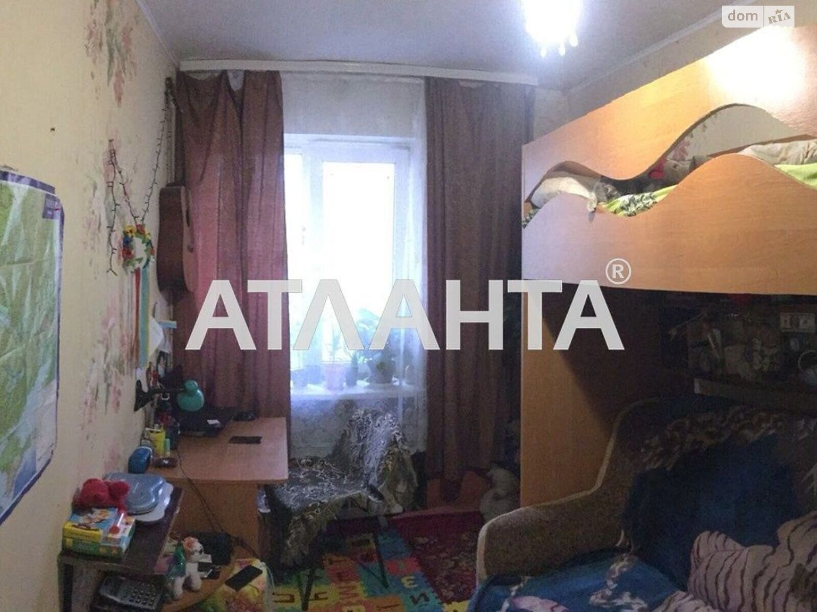 Продажа трехкомнатной квартиры в Ильичовке, на ул. Железнодорожная, фото 1