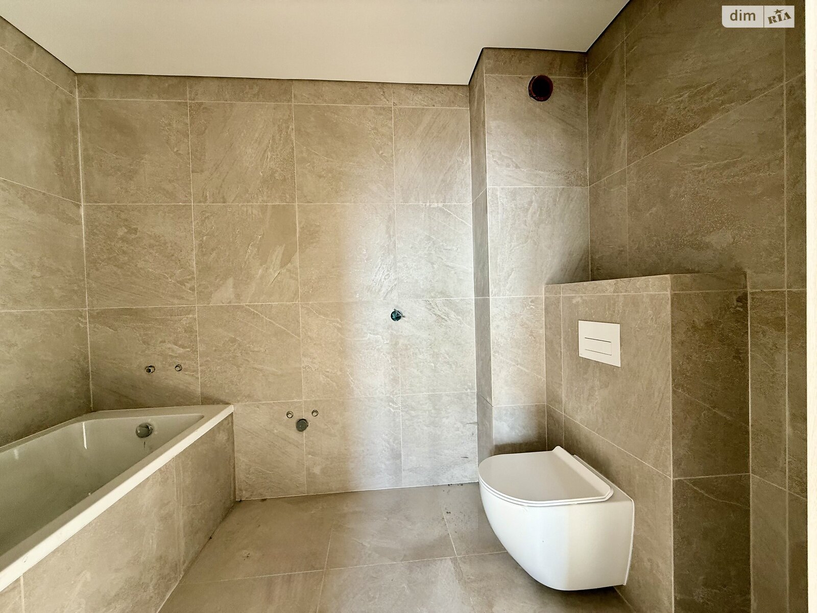 Продажа двухкомнатной квартиры в Корнине, на ул. Центральная 88А, фото 1 Продажа двухкомнатной квартиры в Корнине, на ул. Центральная 88А, фото 1