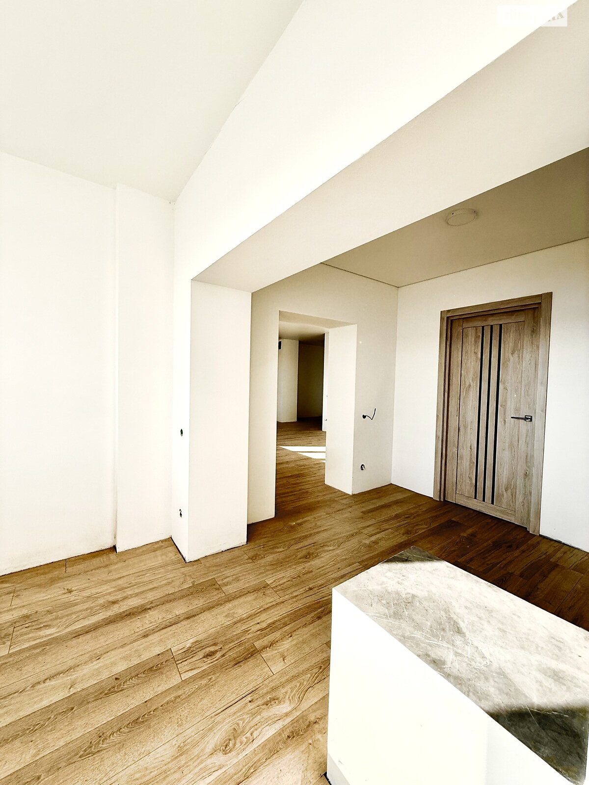 Продажа двухкомнатной квартиры в Корнине, на ул. Центральная 88А, фото 1 Продажа двухкомнатной квартиры в Корнине, на ул. Центральная 88А, фото 1