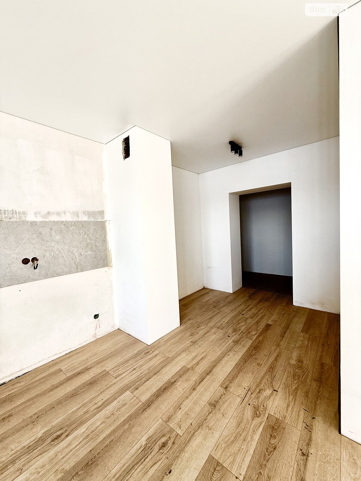 Продажа двухкомнатной квартиры в Корнине, на ул. Центральная 88А, фото 1 Продажа двухкомнатной квартиры в Корнине, на ул. Центральная 88А, фото 1