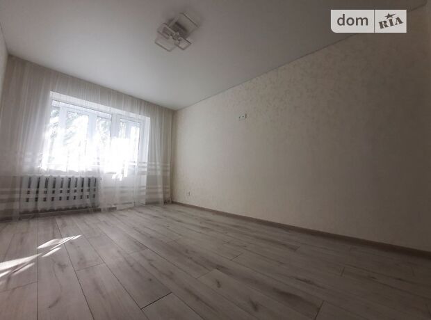 Продажа двухкомнатной квартиры в Коростене, на Мельника 100 район Черёмушки фото 1 Продажа двухкомнатной квартиры в Коростене, на Мельника 100 район Черёмушки фото 1