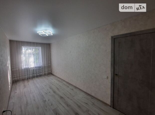 Продажа двухкомнатной квартиры в Коростене, на Мельника 100 район Черёмушки фото 1 Продажа двухкомнатной квартиры в Коростене, на Мельника 100 район Черёмушки фото 1