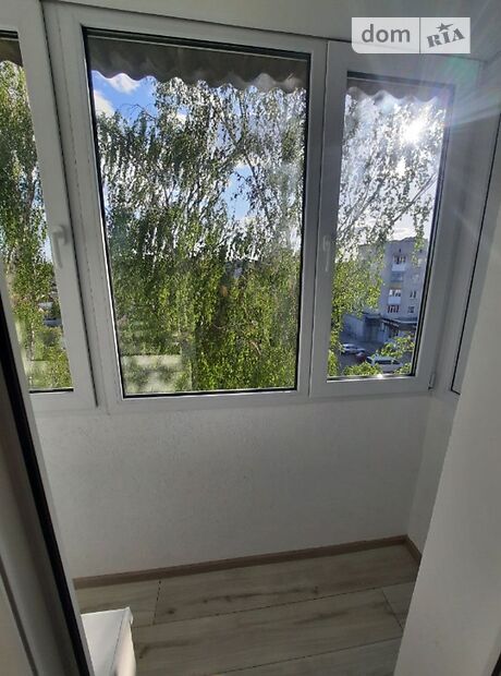 Продажа двухкомнатной квартиры в Коростене, на Мельника 100 район Черёмушки фото 1 Продажа двухкомнатной квартиры в Коростене, на Мельника 100 район Черёмушки фото 1