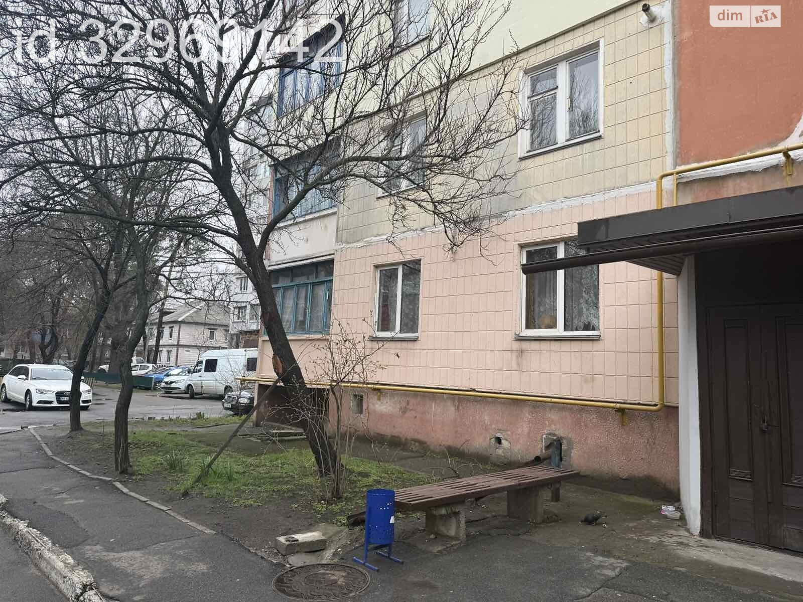 Продажа трехкомнатной квартиры в Коцюбинском, на ул. Доковская 26, фото 1 Продажа трехкомнатной квартиры в Коцюбинском, на ул. Доковская 26, фото 1