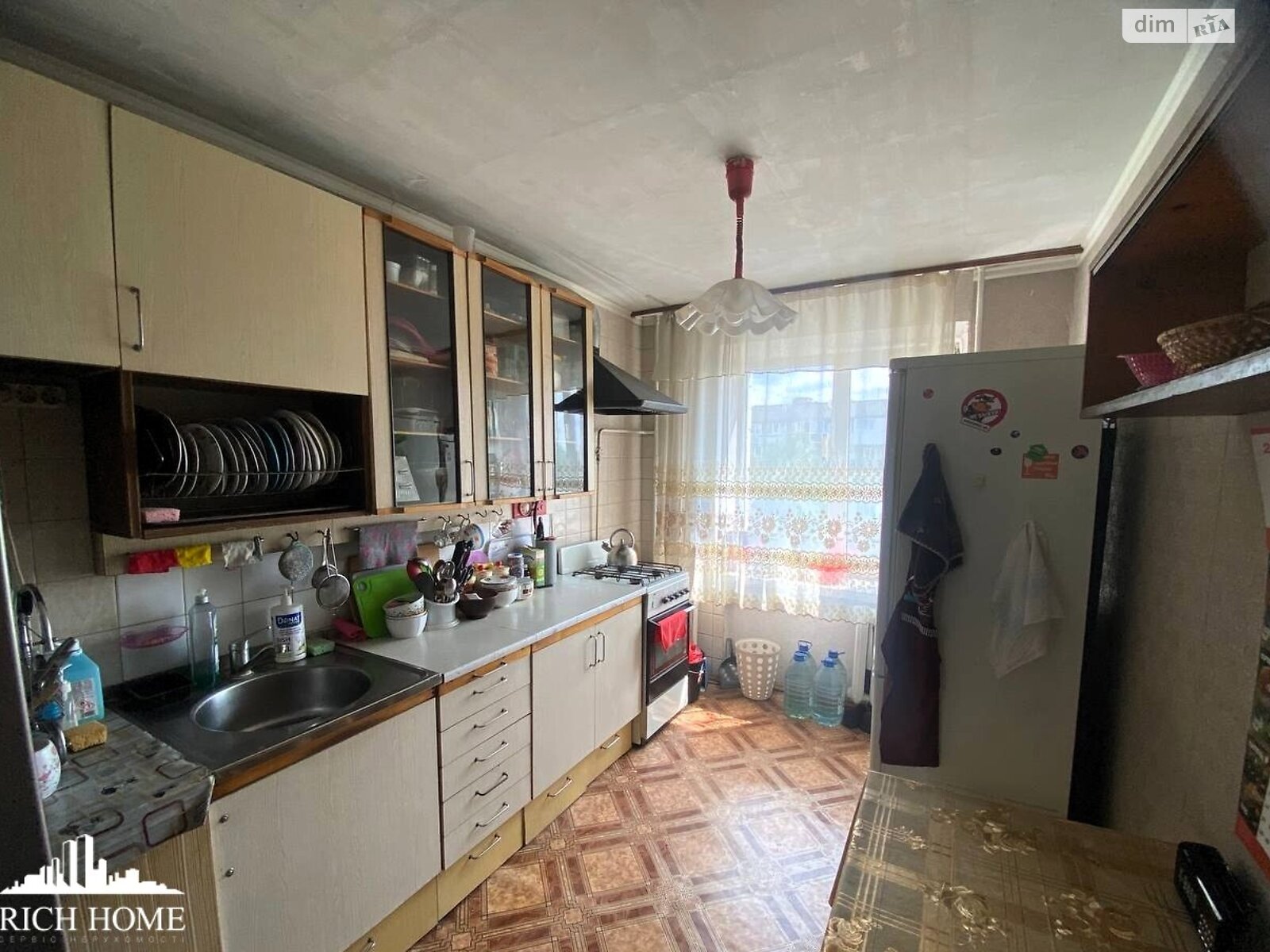 Продажа трехкомнатной квартиры в Коцюбинском, на ул. Лесная 20, фото 1 Продажа трехкомнатной квартиры в Коцюбинском, на ул. Лесная 20, фото 1