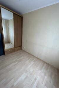 Продаж трикімнатної квартири в Коцюбинському, на вул. Меблева 6, фото 2