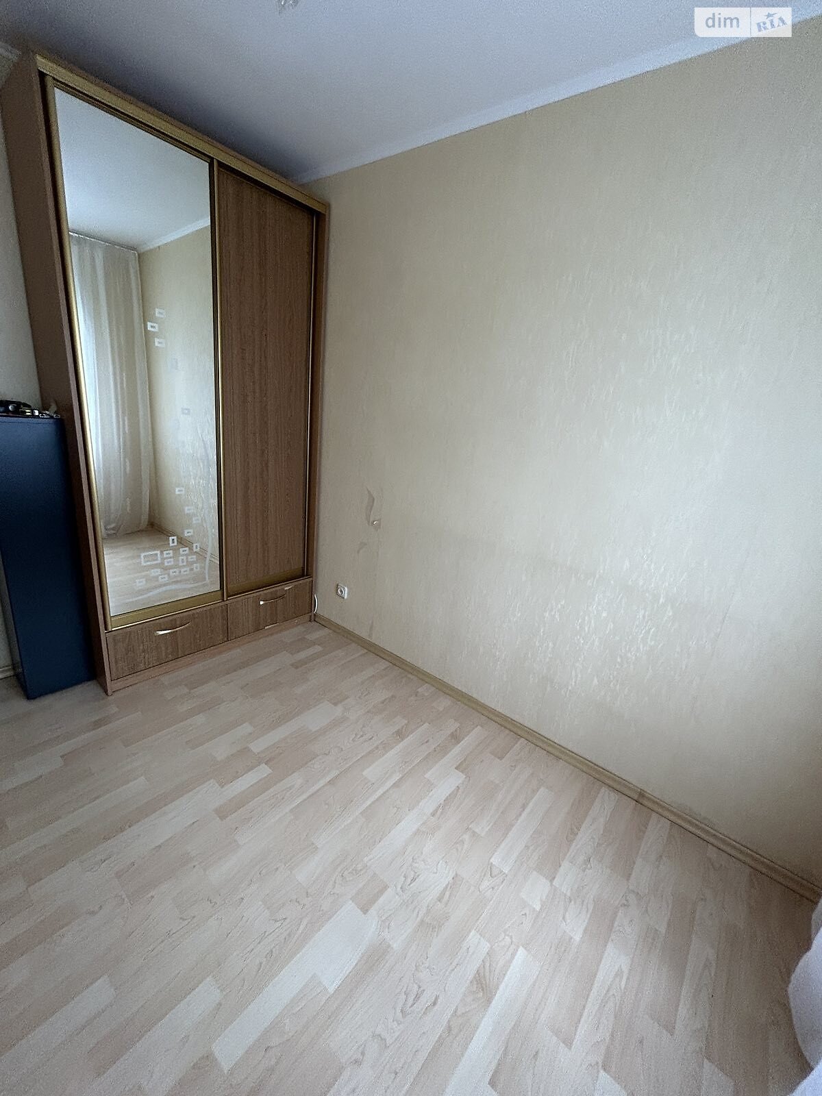 Продажа трехкомнатной квартиры в Коцюбинском, на ул. Мебельная 6, фото 1