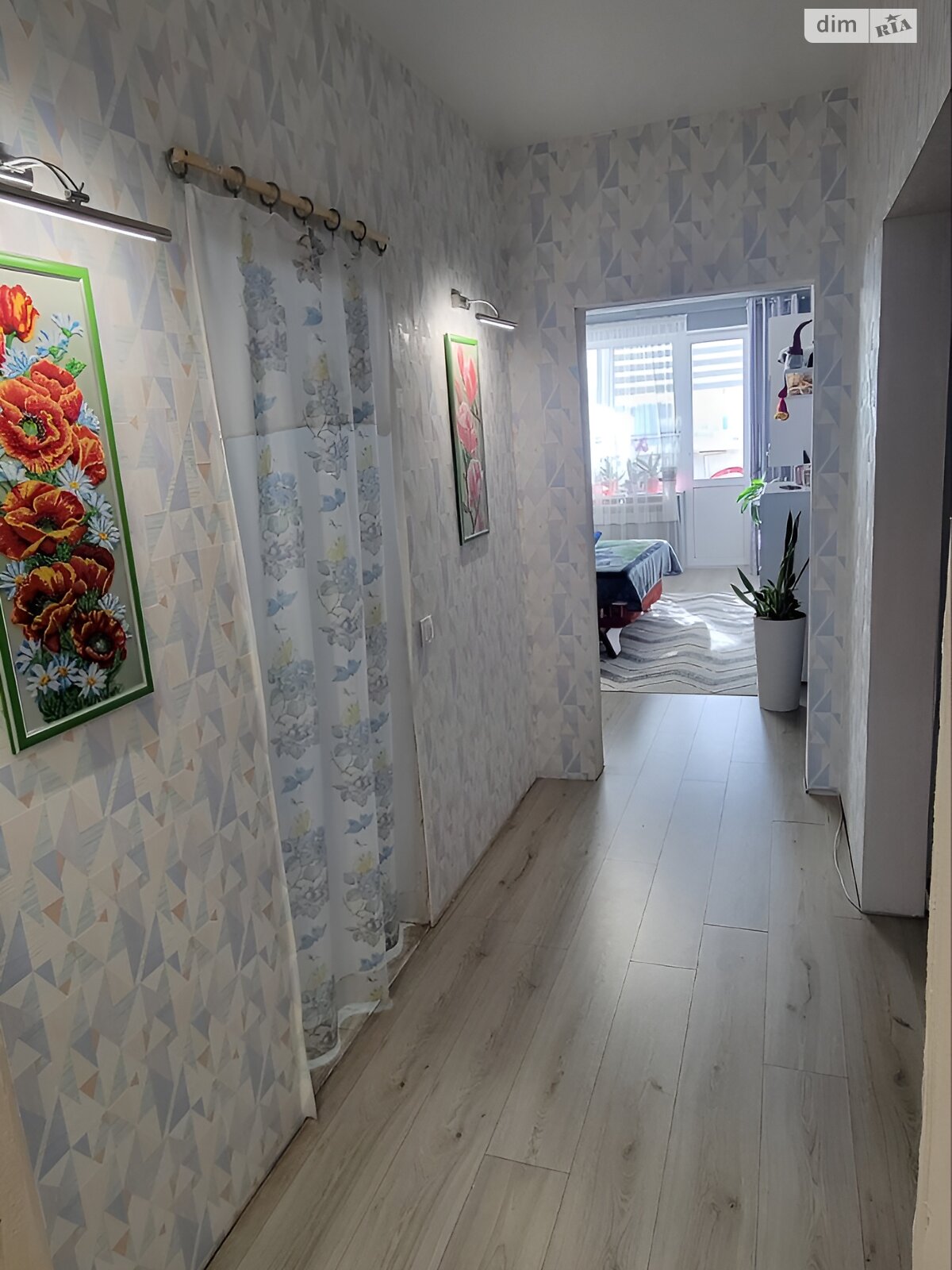 Продажа трехкомнатной квартиры в Коцюбинском, на ул. Пономарева, фото 1 Продажа трехкомнатной квартиры в Коцюбинском, на ул. Пономарева, фото 1