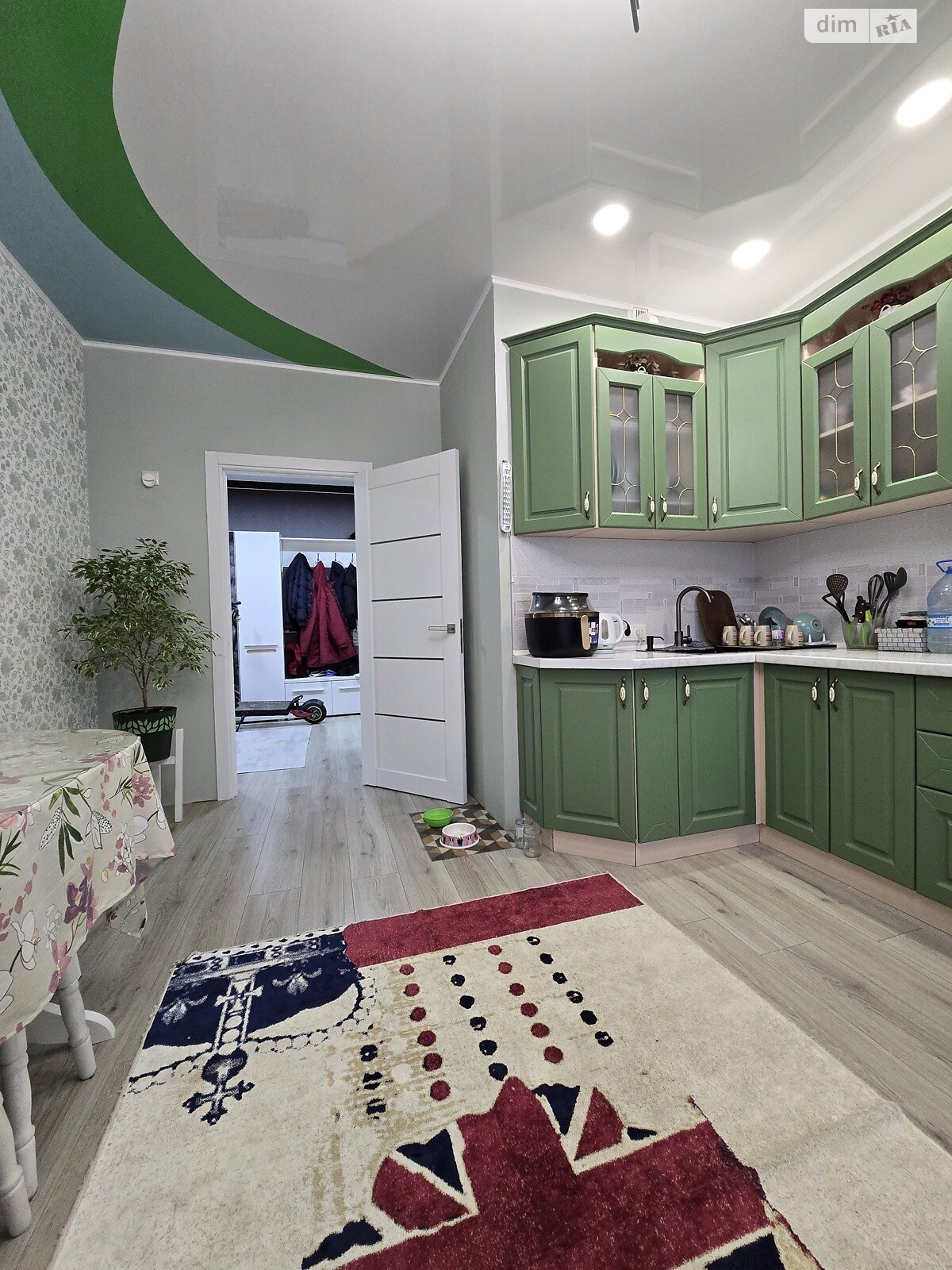 Продажа трехкомнатной квартиры в Коцюбинском, на ул. Пономарёва 26 корпус 1, кв. 451, фото 1