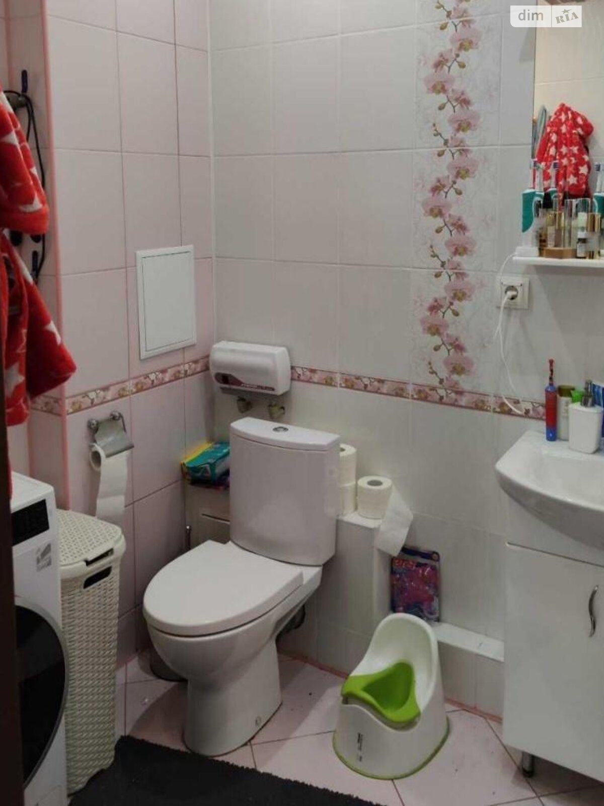 Продаж трикімнатної квартири в Коцюбинському, на вул. Пономарьова 26, фото 1 Продаж трикімнатної квартири в Коцюбинському, на вул. Пономарьова 26, фото 1