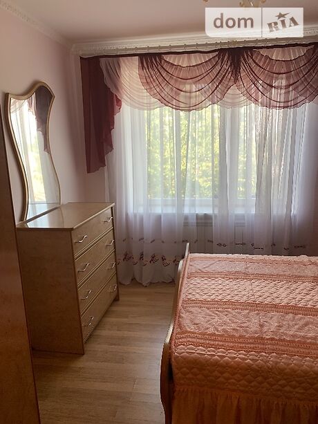 Продажа трехкомнатной квартиры в Козове, на Хмельницького Б 15 район Козова фото 1 Продажа трехкомнатной квартиры в Козове, на Хмельницького Б 15 район Козова фото 1