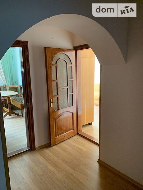 Продажа трехкомнатной квартиры в Козове, на Хмельницького Б 15 район Козова фото 1