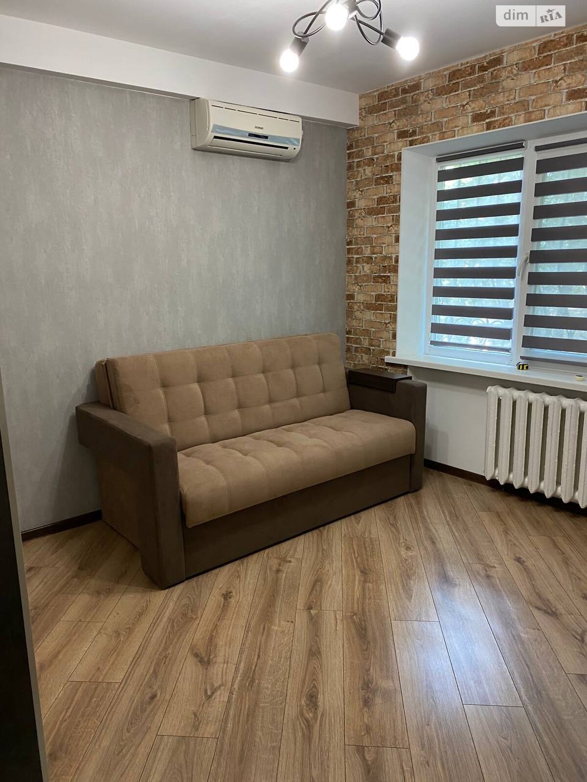 Продаж однокімнатної квартири в Краматорську, на просп. Незалежності 32, район Краматорськ фото 1 Продаж однокімнатної квартири в Краматорську, на просп. Незалежності 32, район Краматорськ фото 1