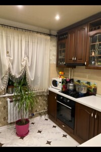 Продаж двокімнатної квартири в Краматорську, на вул. Кришталева, район Лазурний фото 2