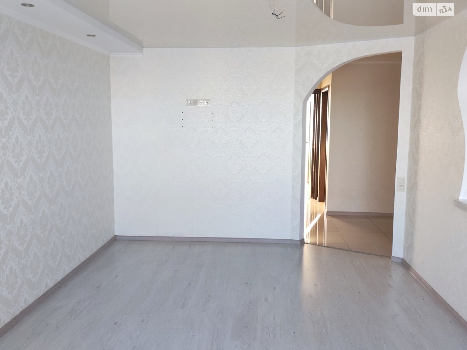 Продажа трехкомнатной квартиры в Красилове, на ул. Ярослава Мудрого 17, фото 1 Продажа трехкомнатной квартиры в Красилове, на ул. Ярослава Мудрого 17, фото 1